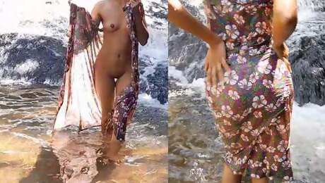 Deshi indian Gril Jungle River Bathing Nud