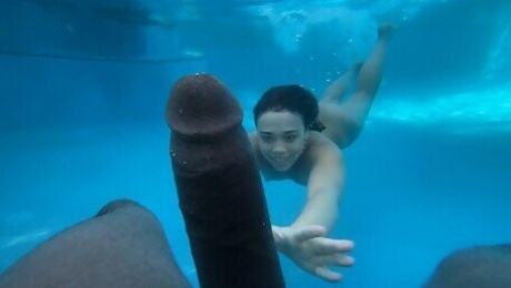 Underwater Sex Amateur Teen Crushed By BBC Big Black Dick